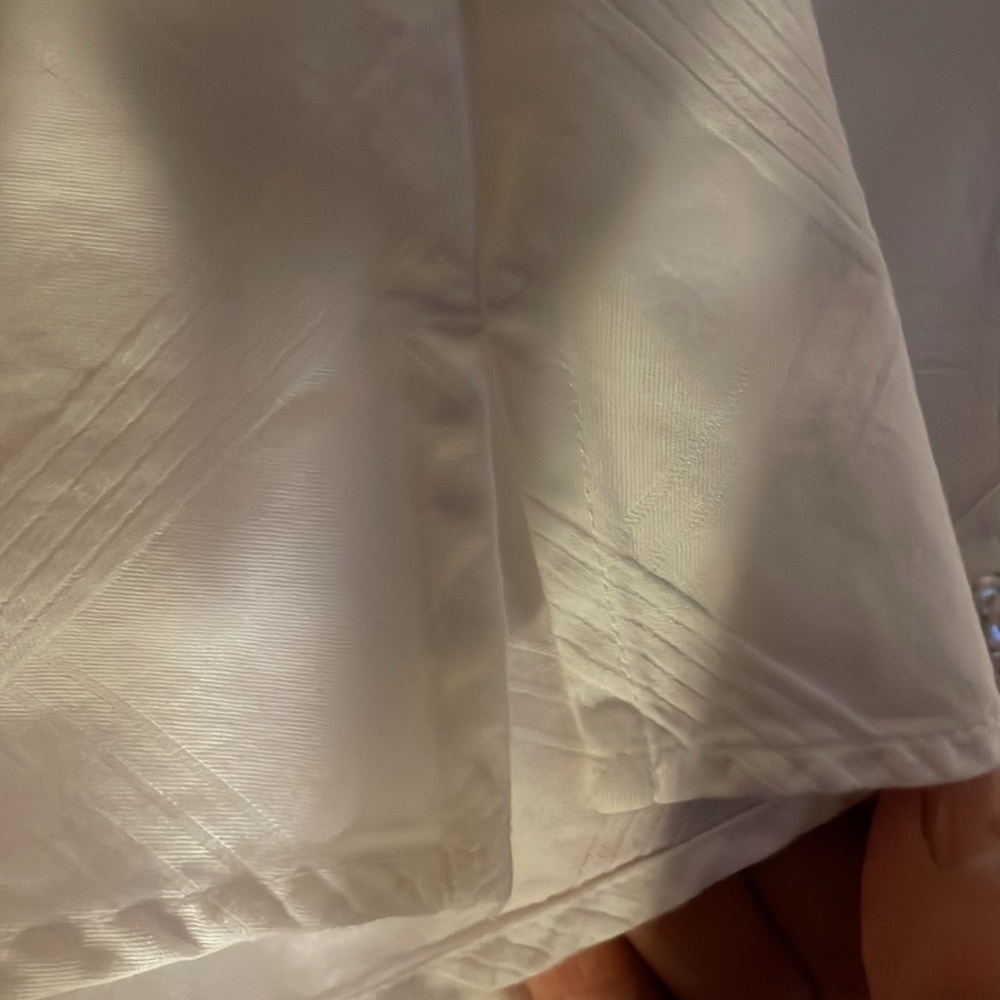 White top in great condition - Picture 6 of 8